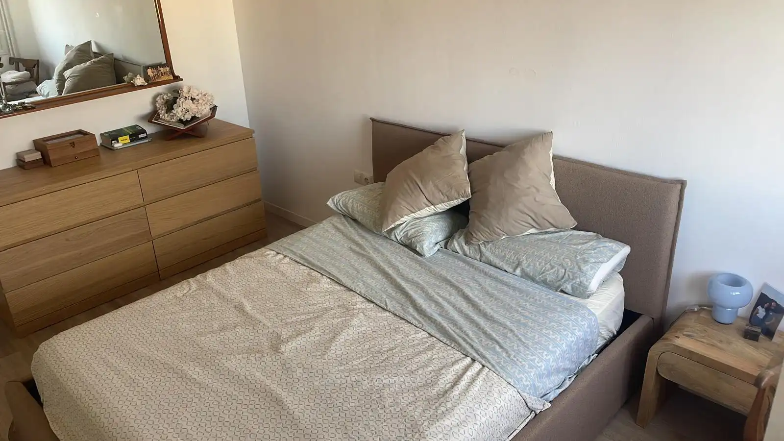 Schlafzimmer von Wohnung zum Verkauf in Terrassa mit Möbliert