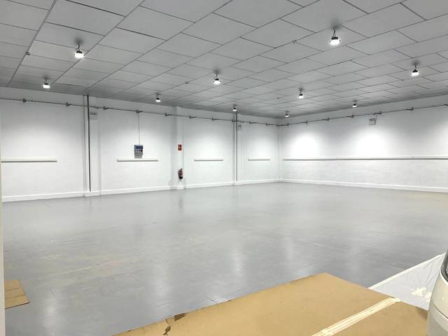 Nave industrial en Alquiler en Singuerlín
