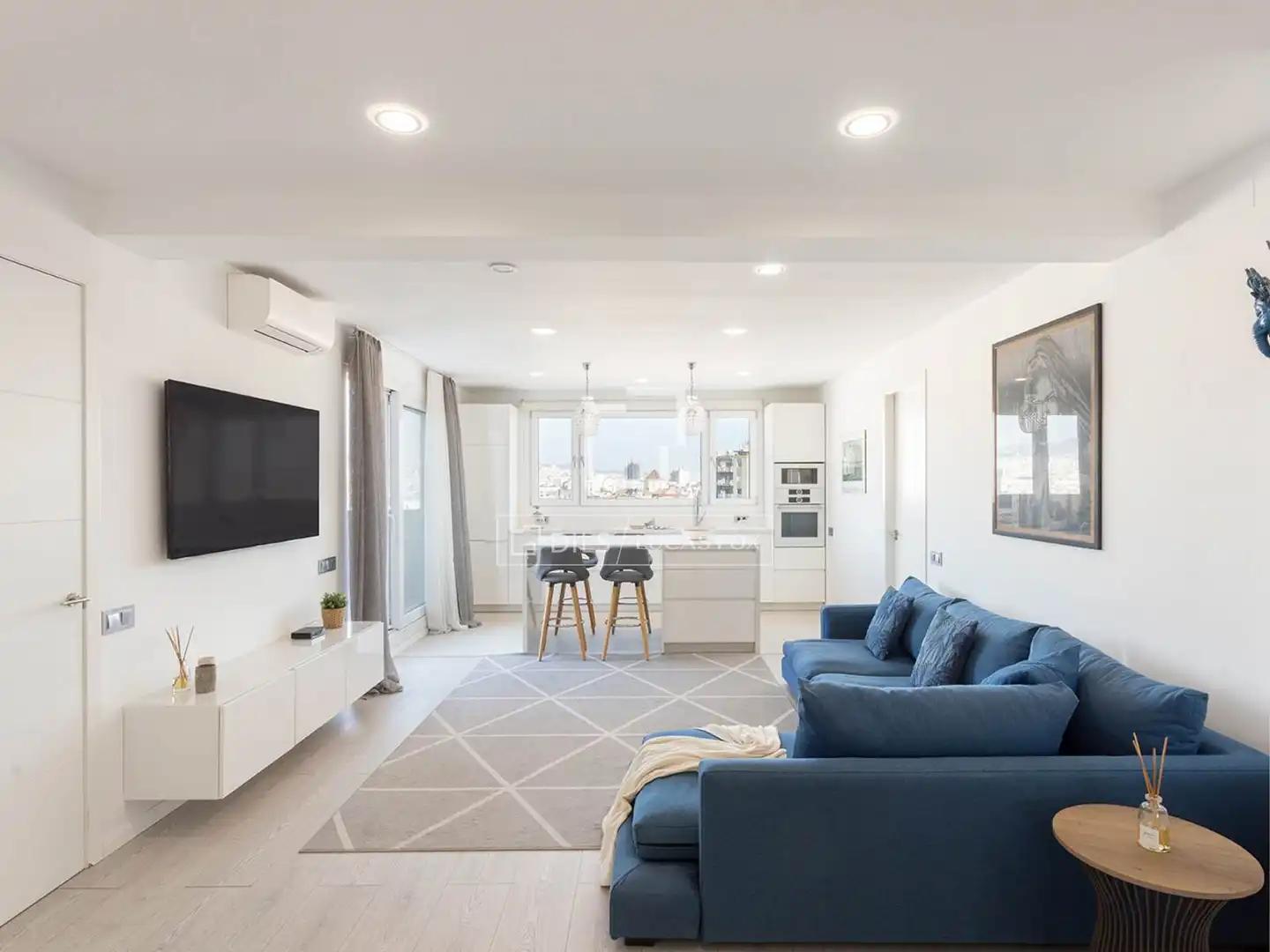 Sala de estar de Ático de alquiler en Barcelona con Aire acondicionado, Calefacción y Terraza