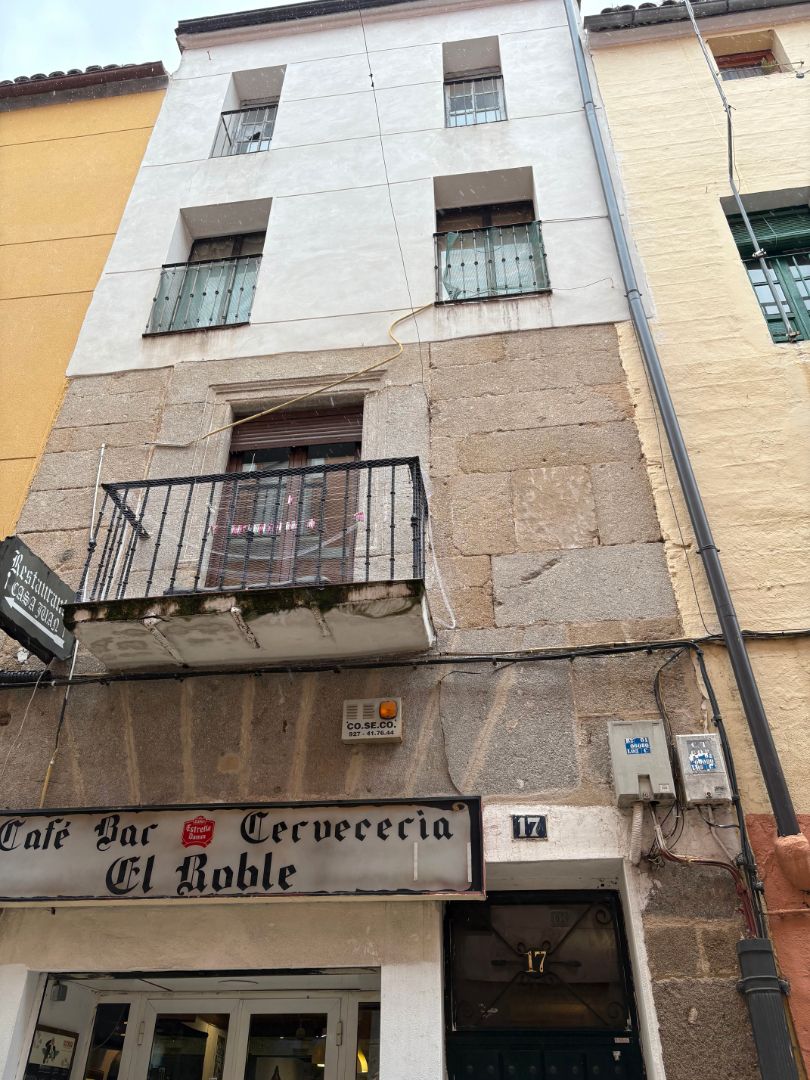 Vista exterior de Pis en venda en Plasencia