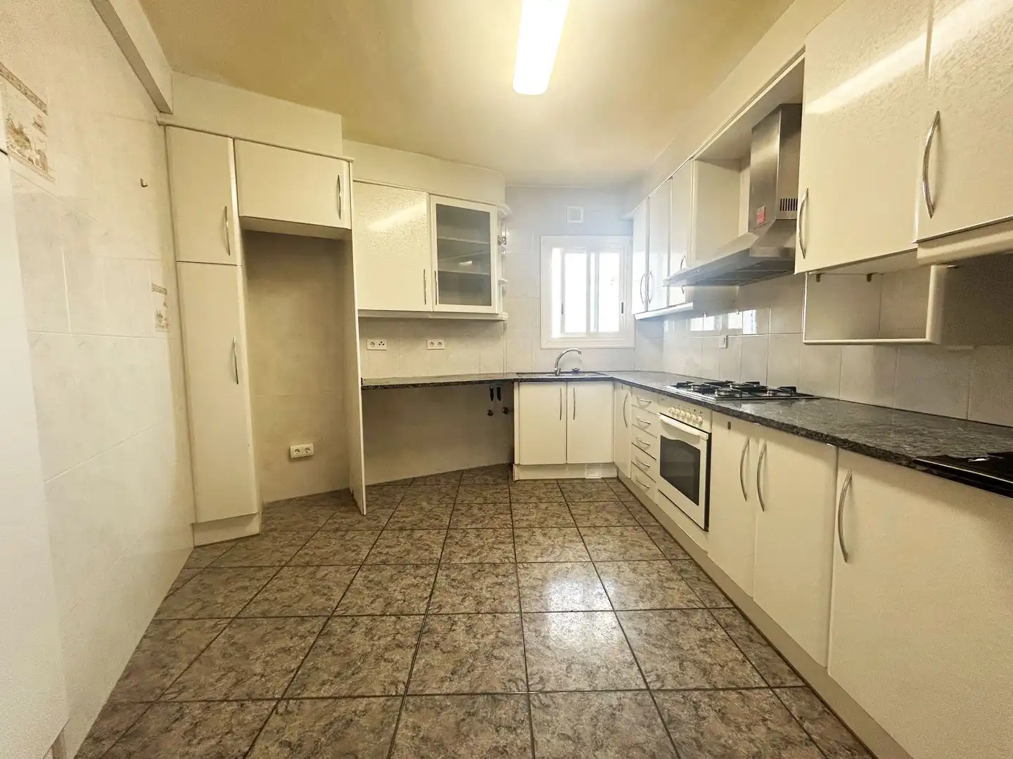 Cocina de Piso en venta en Torelló con Calefacción