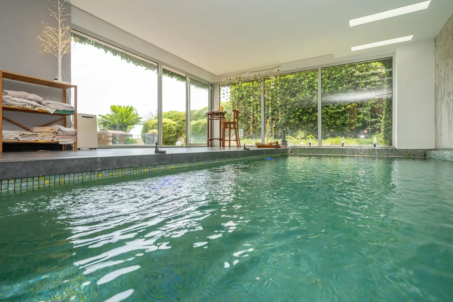 Piscina de Casa o chalet en venta en Santa Susanna con Aire acondicionado, Calefacción y Jardín privado