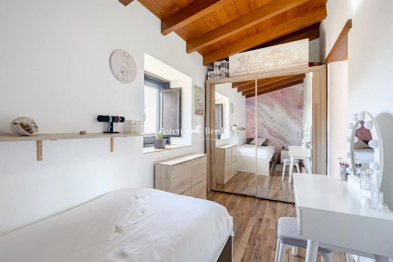 Dormitori de Casa o xalet en venda en Guía de Isora amb Terrassa, Traster i Moblat