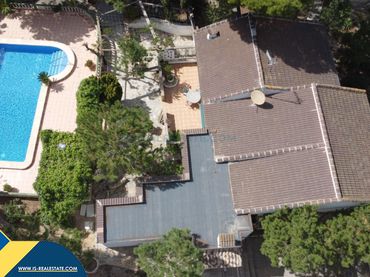 Xalet amb piscina en venda a Los Balcones - Los Altos