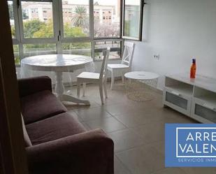 Living room of Flat to rent in  Valencia Capital  with Air Conditioner and Furnished