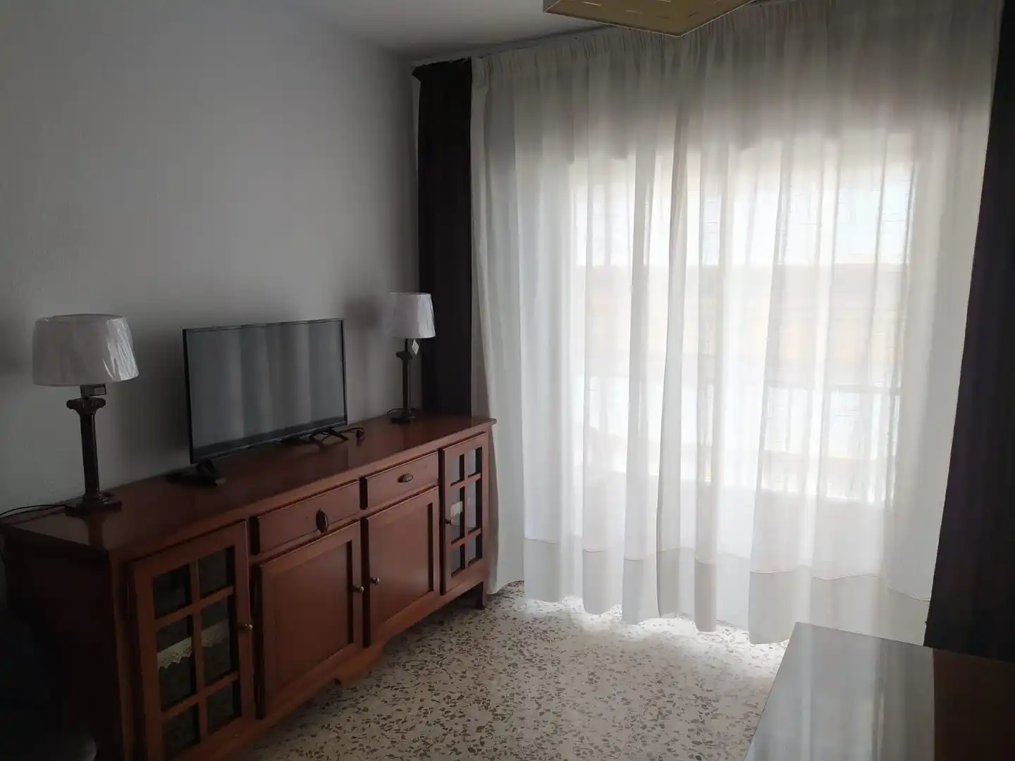 Piso de alquiler en Fígares