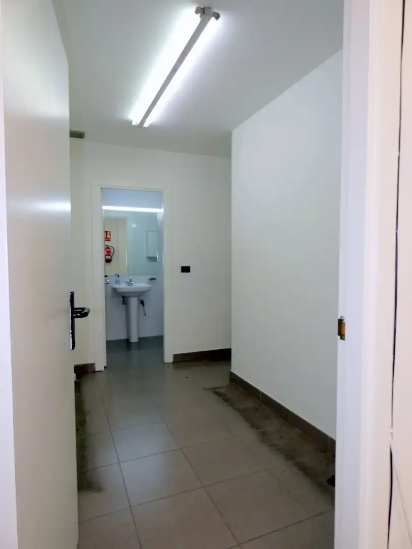 Bany de Local en venda en Bilbao  amb Calefacció