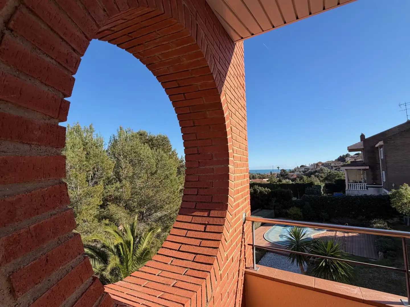 Vista exterior de Casa o xalet en venda en Urbanitzacions de Llevant