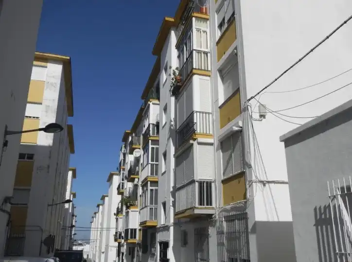 Vista exterior de Pis en venda en San Fernando