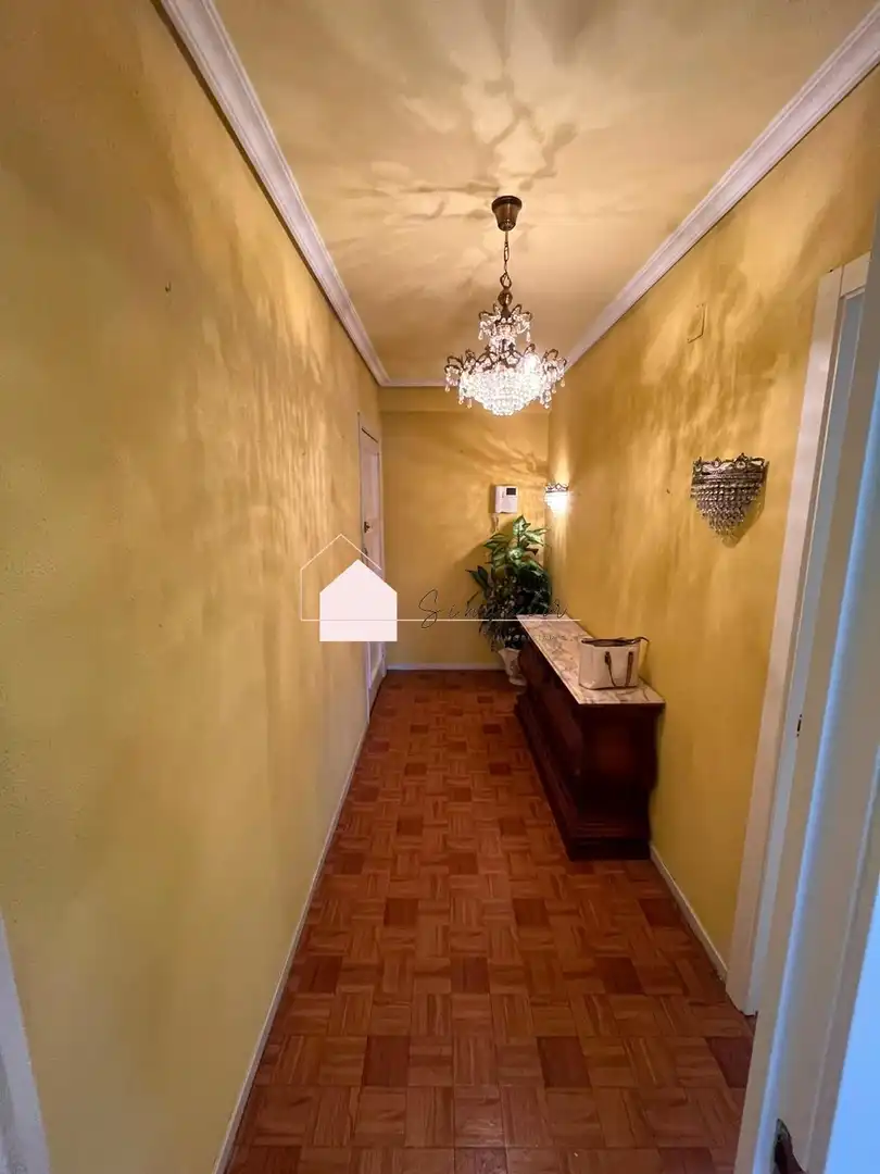 Piso en venta en Vigo  con Trastero