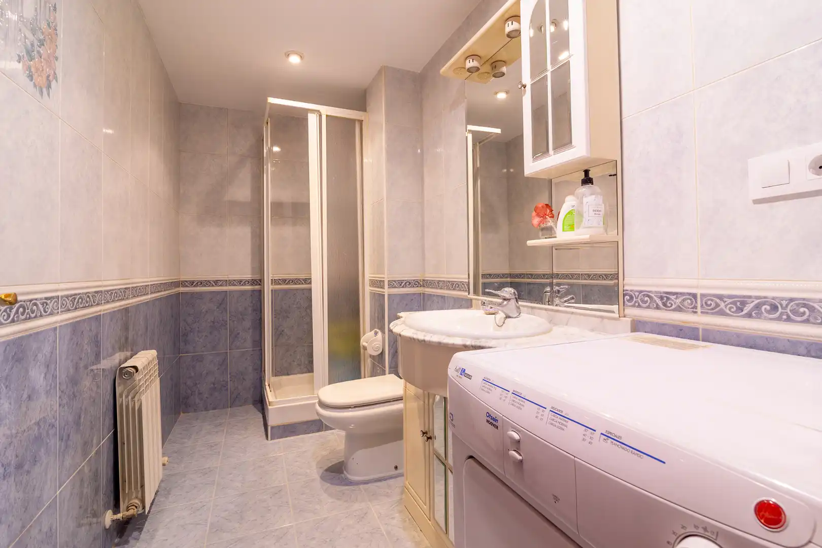 Bathroom of Attic for sale in Móstoles  with Heating, Terrace and Furnished