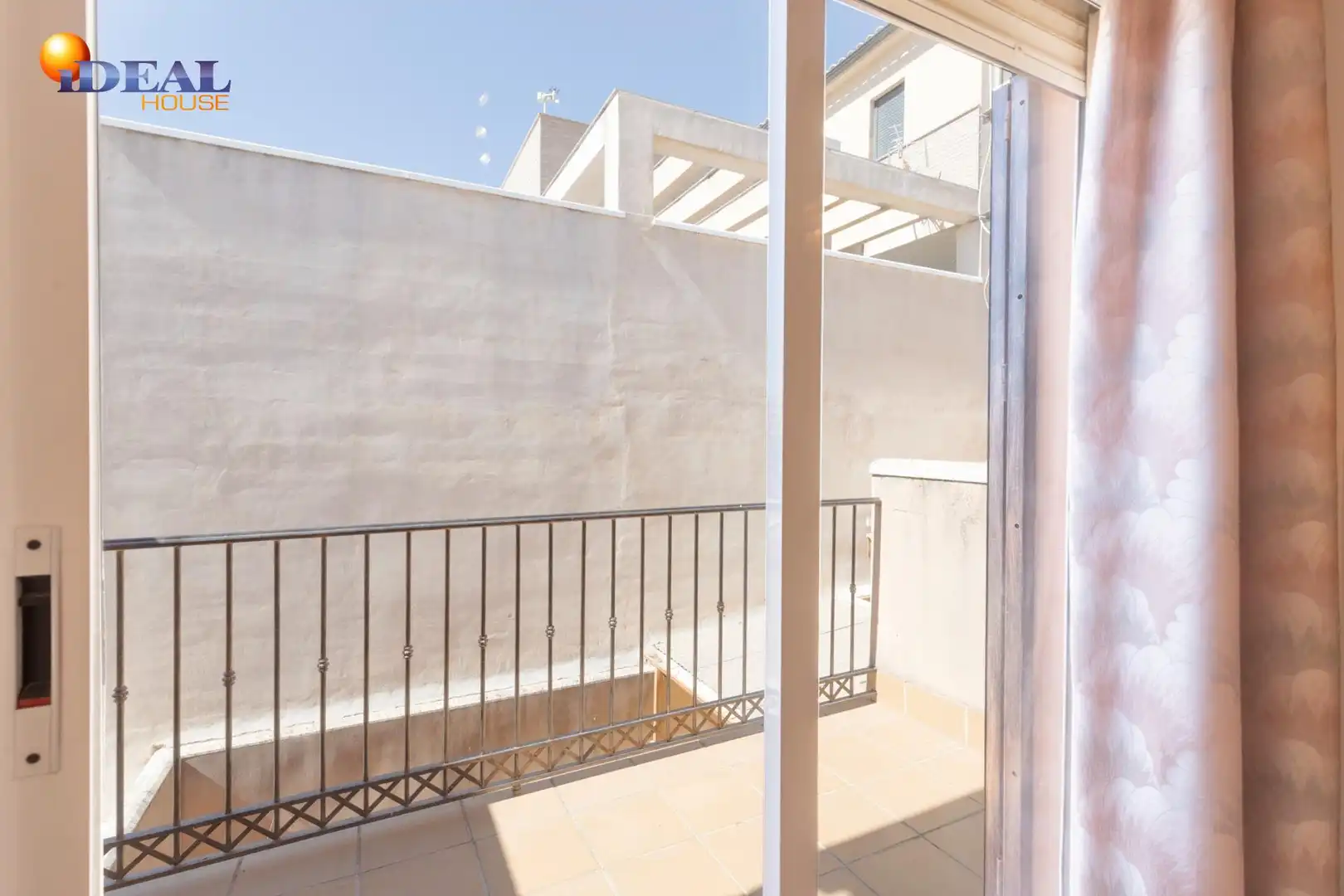 Adosado con terraza en venta en Calle FRANCISCO DE GOYA 6, imagen 4