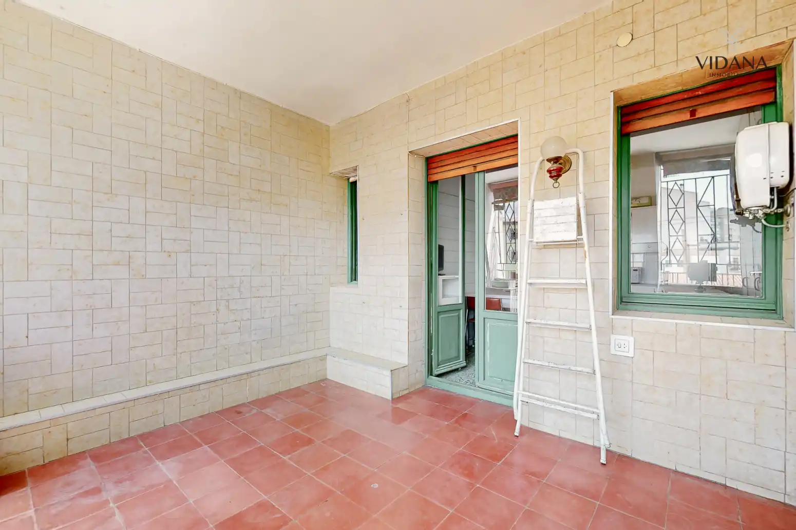 Piso en venta en  Pamplona / Iruña con Calefacción, Parquet y Terraza
