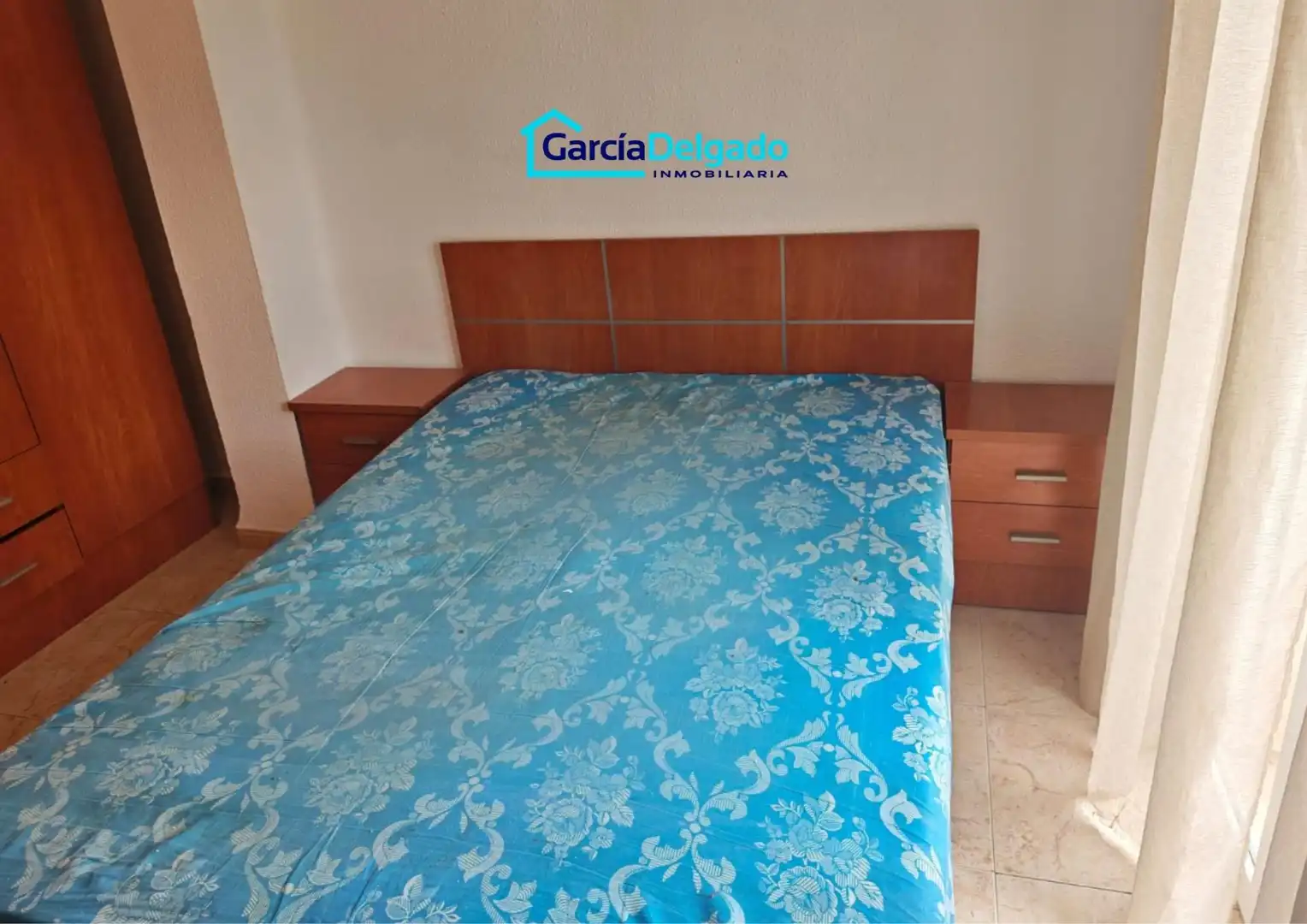 Bedroom of Flat for sale in Granada  with Terrace, Furnished and Balcony