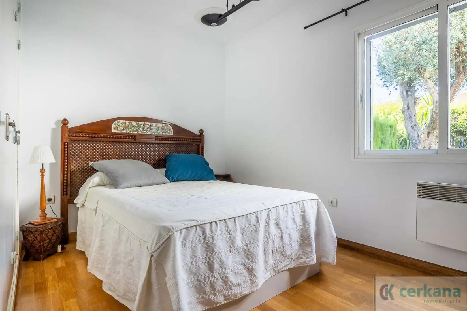 Bedroom of Houses for sale in Espartinas  with Air Conditioner and Storage room