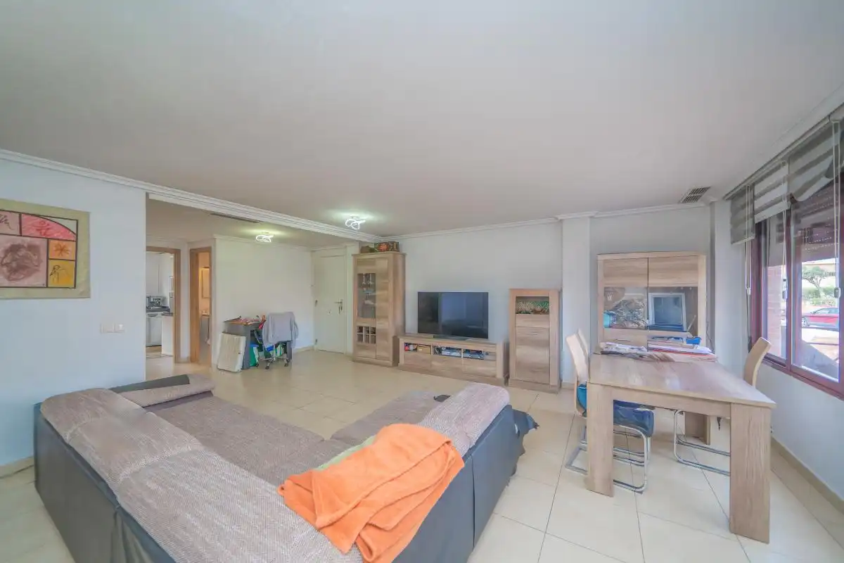 Casa adosada en venda en La Nucia amb Aire condicionat, Calefacció i Terrassa