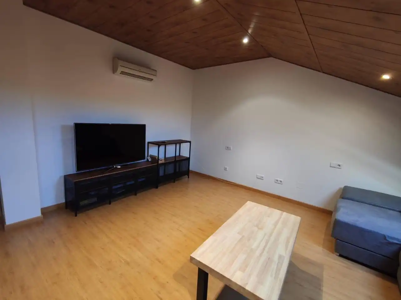 Flat for sale in Ponferrada  with Air Conditioner and Storage room