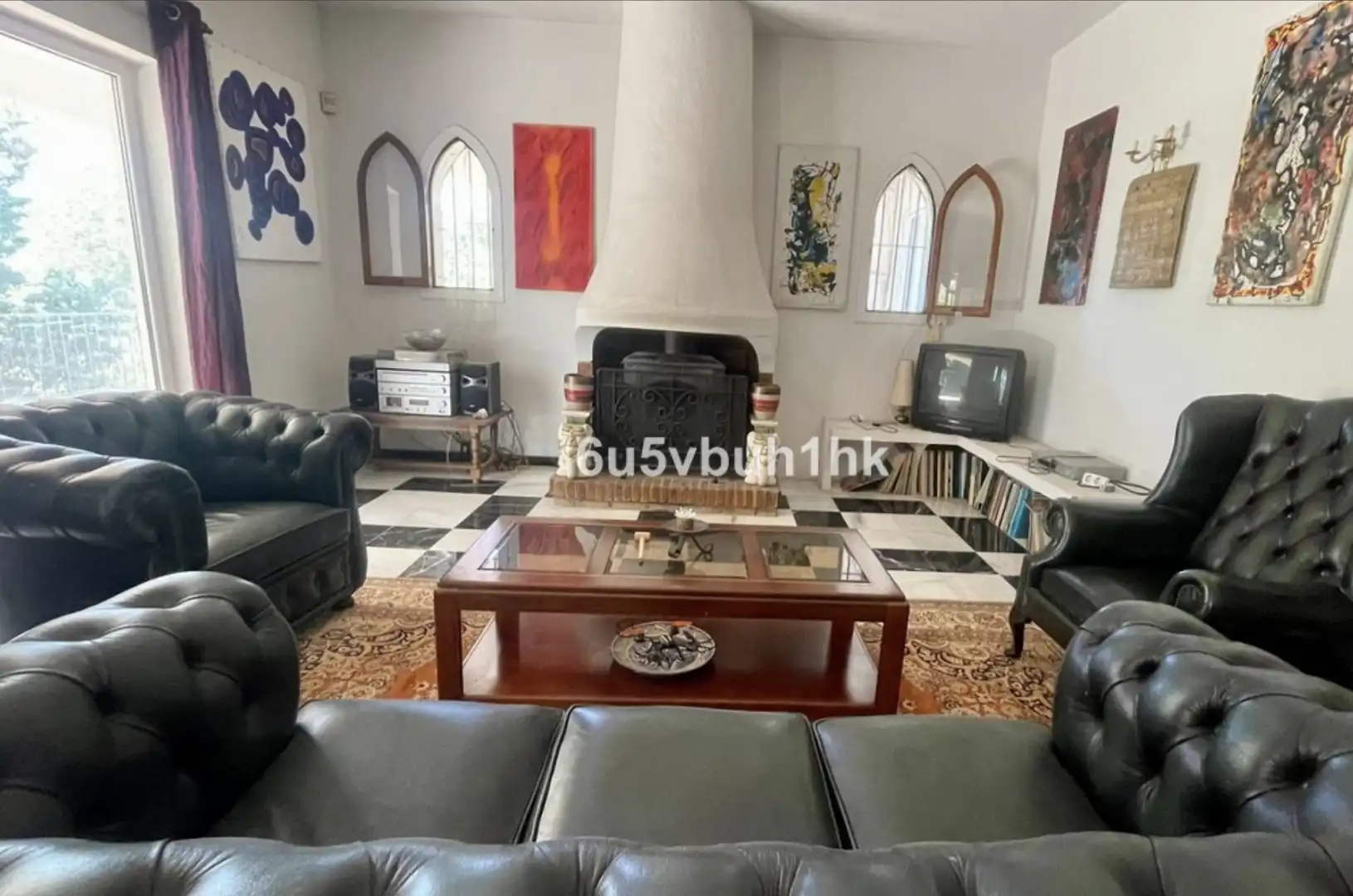 Chalet con piscina en venta en Calle Hungria 30B, imagen 2