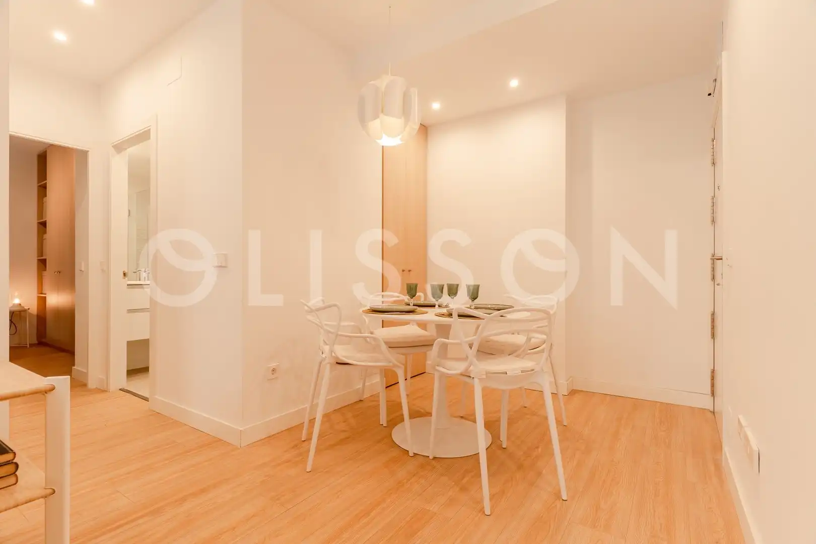 Dining room of Flat for sale in Madrid  with Air Conditioner, Heating and Furnished
