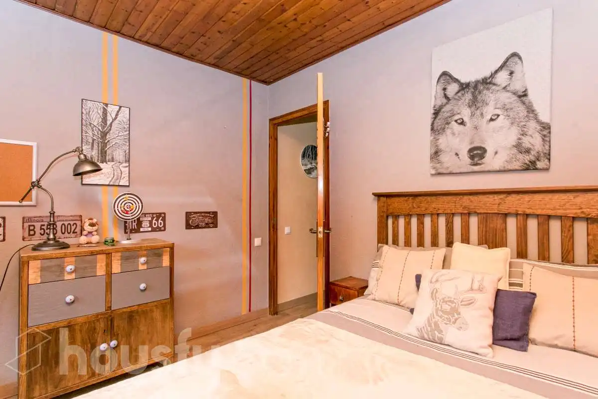 Bedroom of Flat for sale in Alp  with Air Conditioner, Heating and Terrace