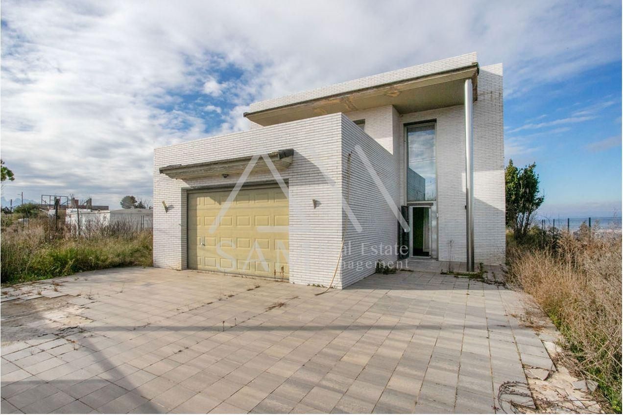 Vista exterior de Casa o xalet en venda en El Pont de Vilomara i Rocafort amb Terrassa i Balcó
