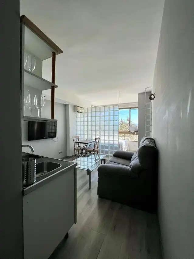 Sala de estar de Apartamento en venta en Marbella con Aire acondicionado, Calefacción y Amueblado