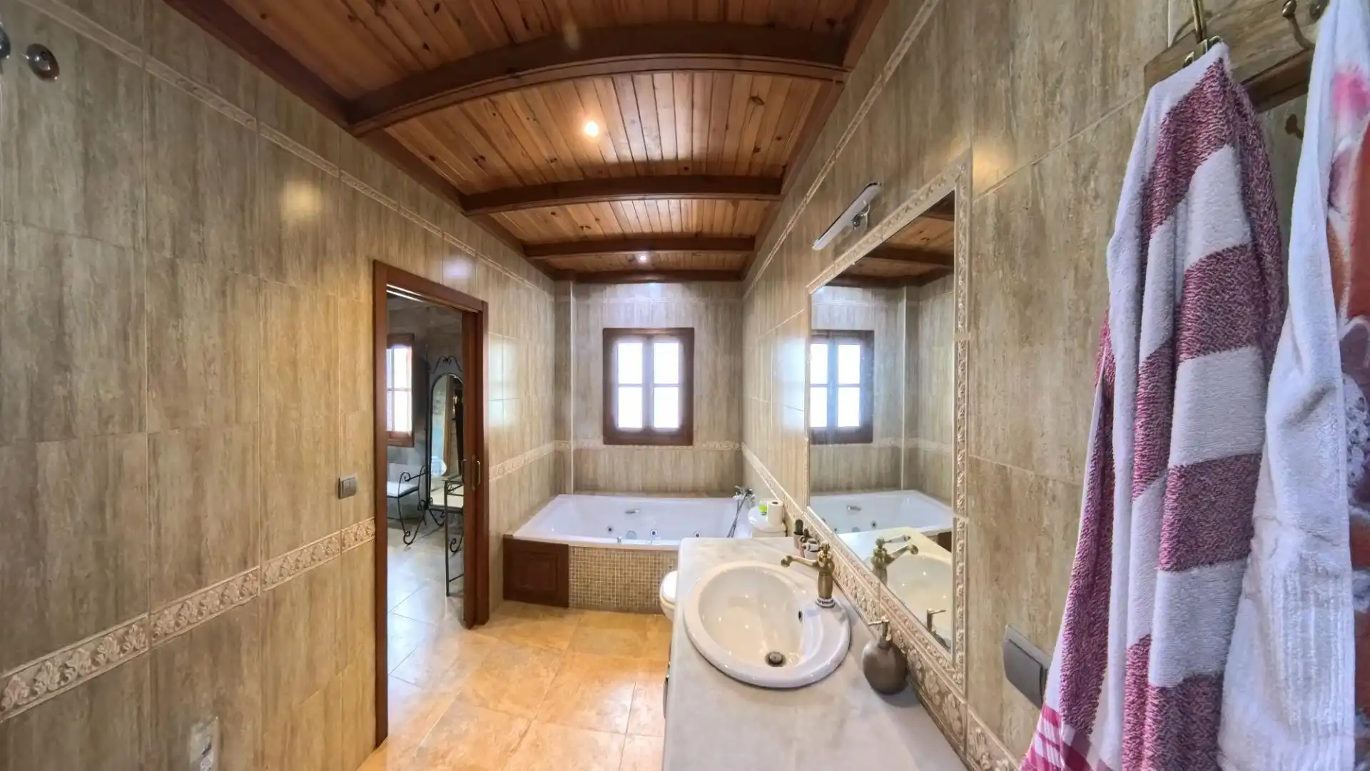 Bany de Casa o xalet en venda en El Puerto de Santa María amb Jardí privat i Piscina
