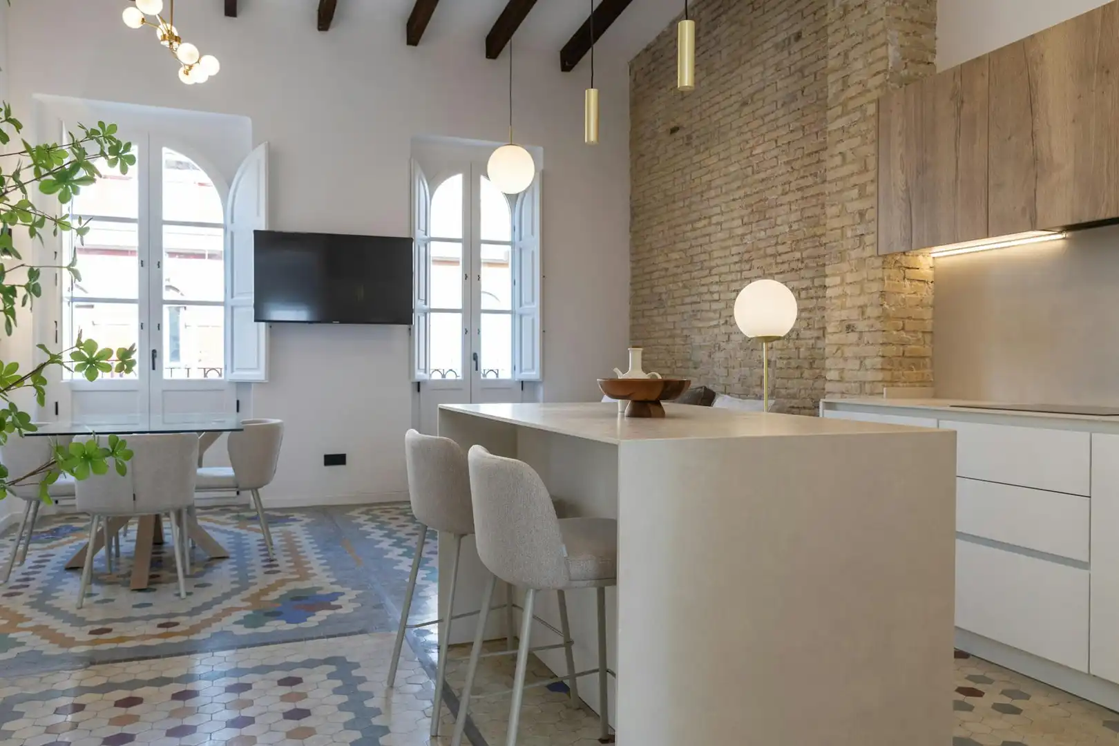 Kitchen of Flat for rent in Valencia  with Washing machine, TV and Pets allowed