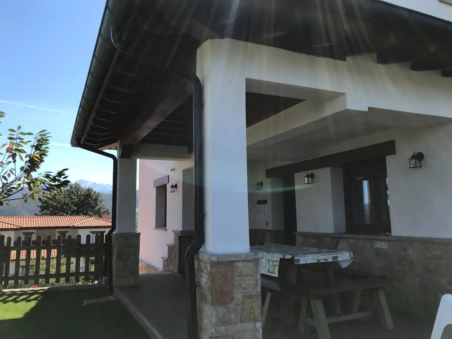 Terraza de Casa o chalet en venta en Parres con Jardín privado, Trastero y Piscina