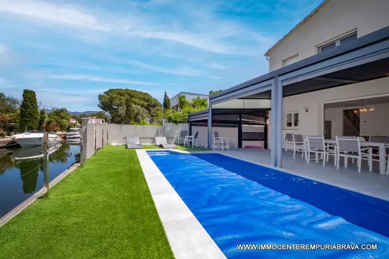 Chalet en venta en Cap Ras - Creus - Falconera, imagen 32