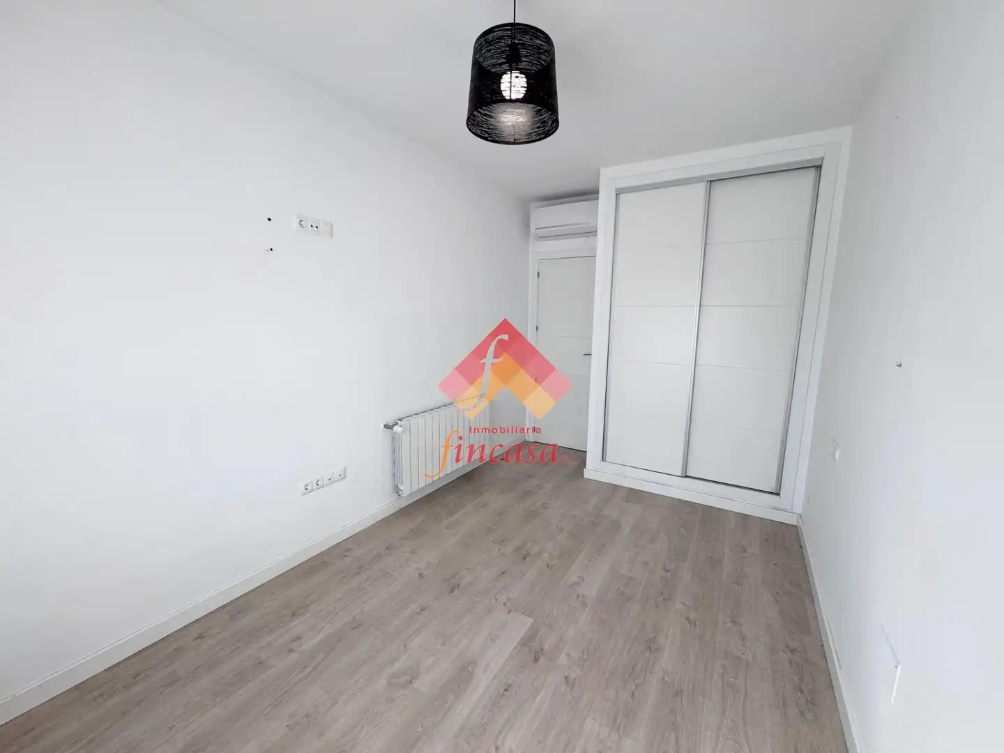 Flat for rent in Juzgados - La Feria