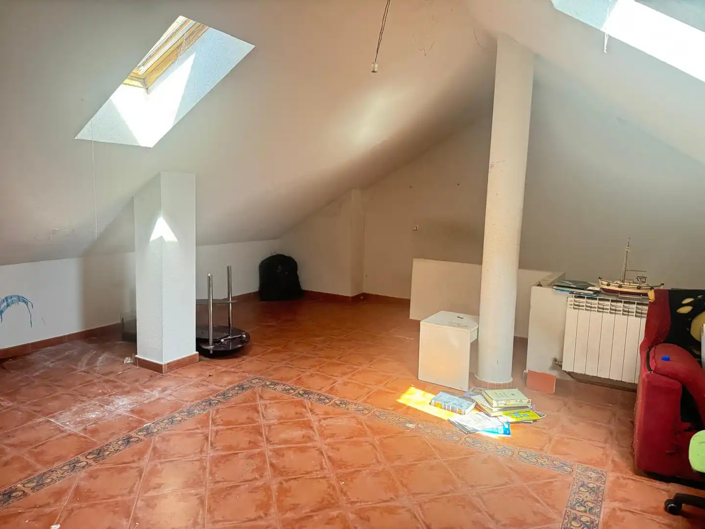 Detached homes for sale in Sariegos  with Heating, Private garden and Community pool
