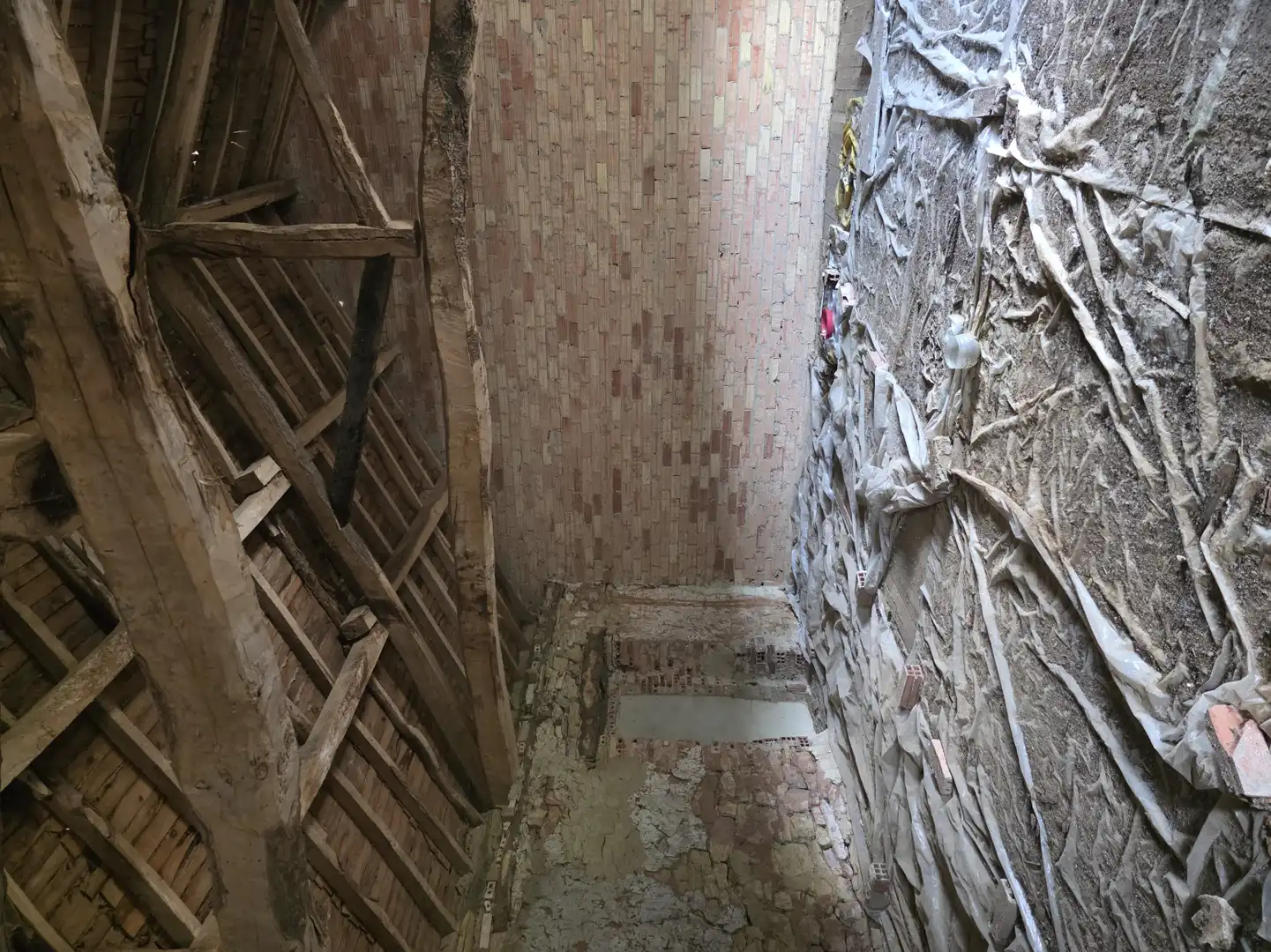 Casa adosada en venda en Valle de Valdelucio
