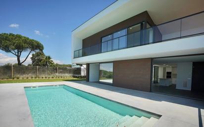 Piscina de Casa o xalet en venda en Castell-Platja d'Aro amb Aire condicionat, Calefacció i Jardí privat