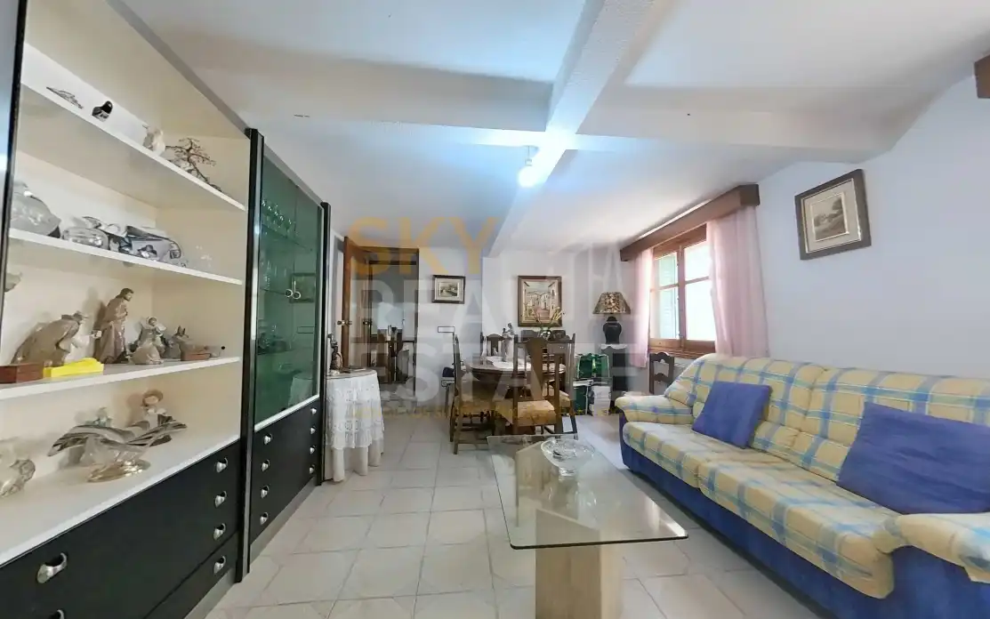 Sala d'estar de Casa o xalet en venda en Enguídanos amb Aire condicionat i Calefacció