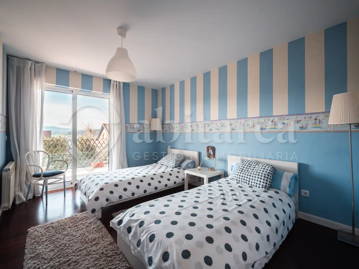 Habitación de Casa o chalet en venta en Piélagos con Calefacción, Jardín privado y Parquet
