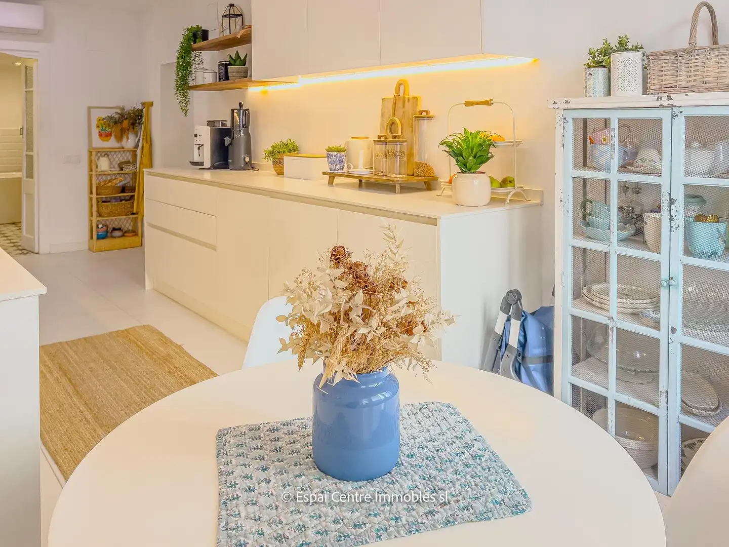 Cocina de Casa o chalet en venta en Molins de Rei con Aire acondicionado, Calefacción y Terraza