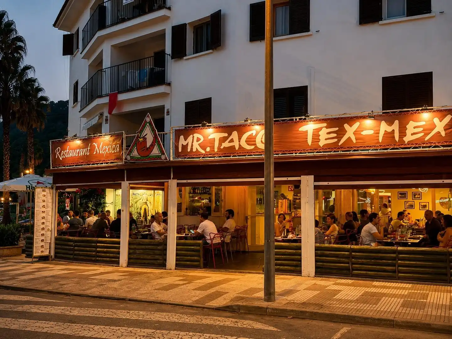 Local de alquiler en L'Estartit con Terraza