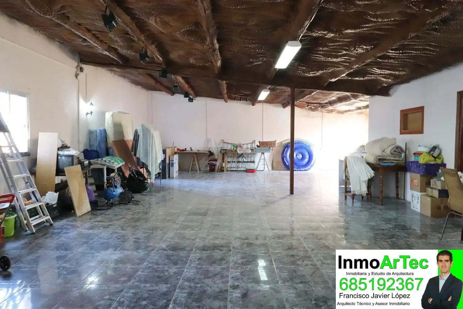Finca rústica en venda en Montefrío amb Jardí privat, Traster i Piscina