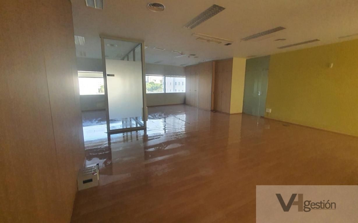 Büro zum Verkauf in La Buhaira