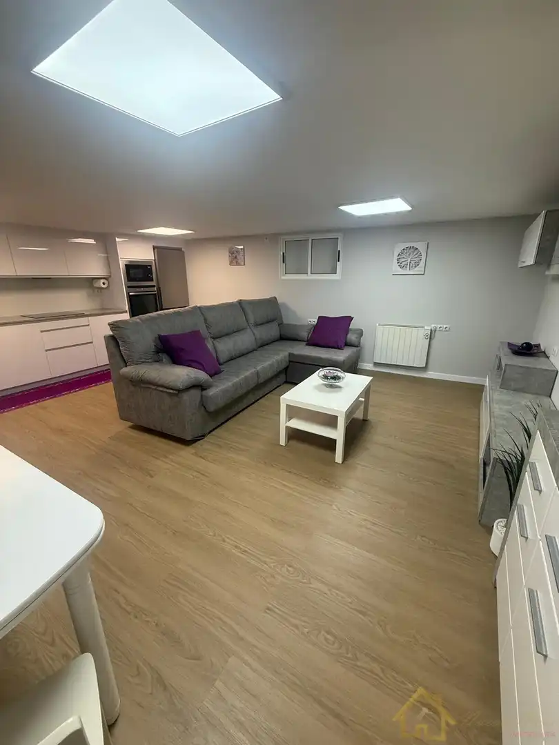 Dúplex en venta en Lugo con Calefacción, Amueblado y Alarma