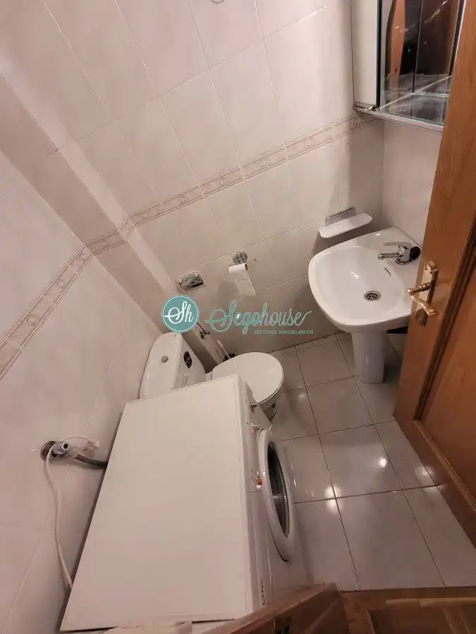 Baño de Casa o chalet en venta en Segovia con Calefacción, Terraza y Trastero