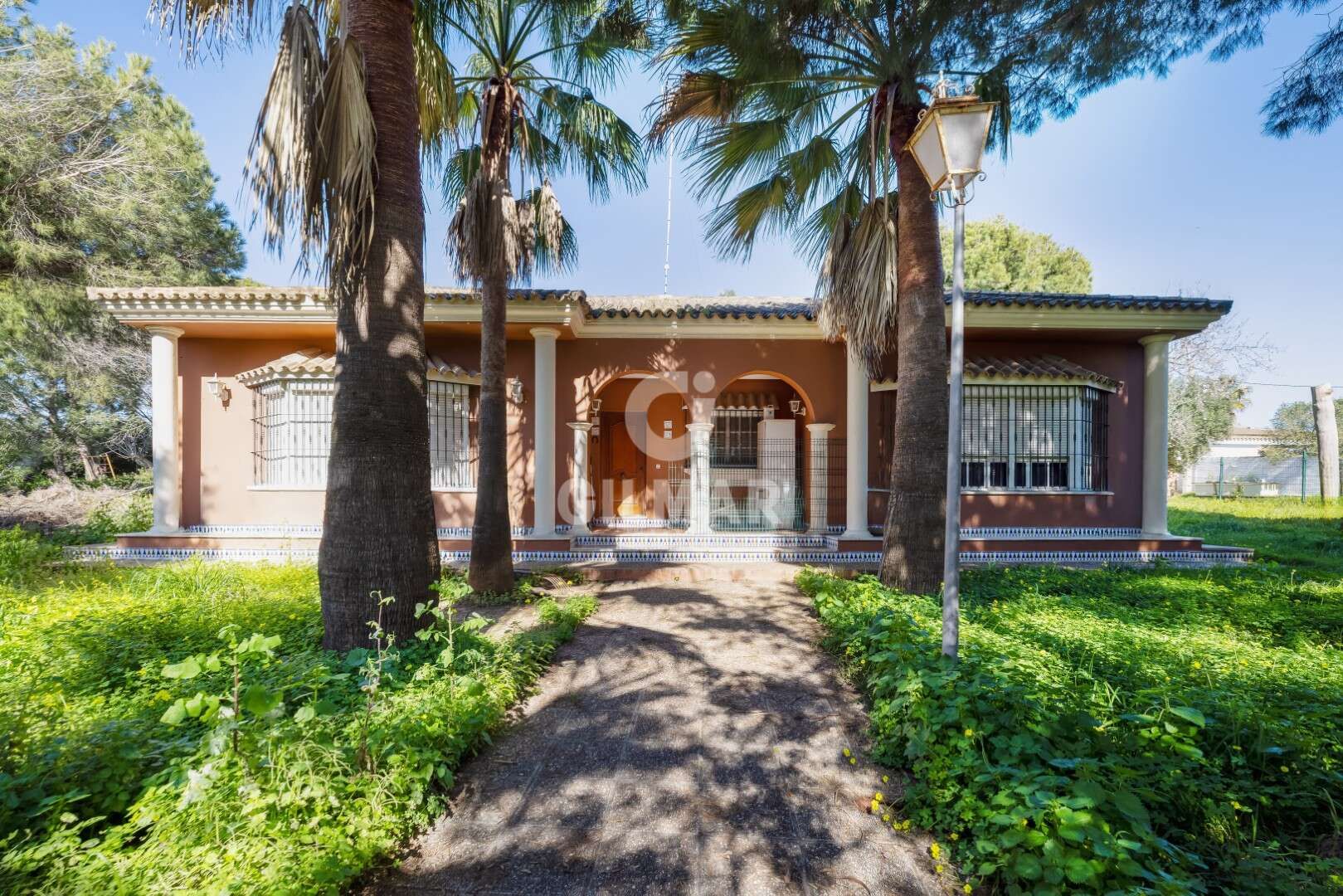 Exterior view of House or chalet for sale in Chiclana de la Frontera  with Heating, Private garden and Swimming Pool