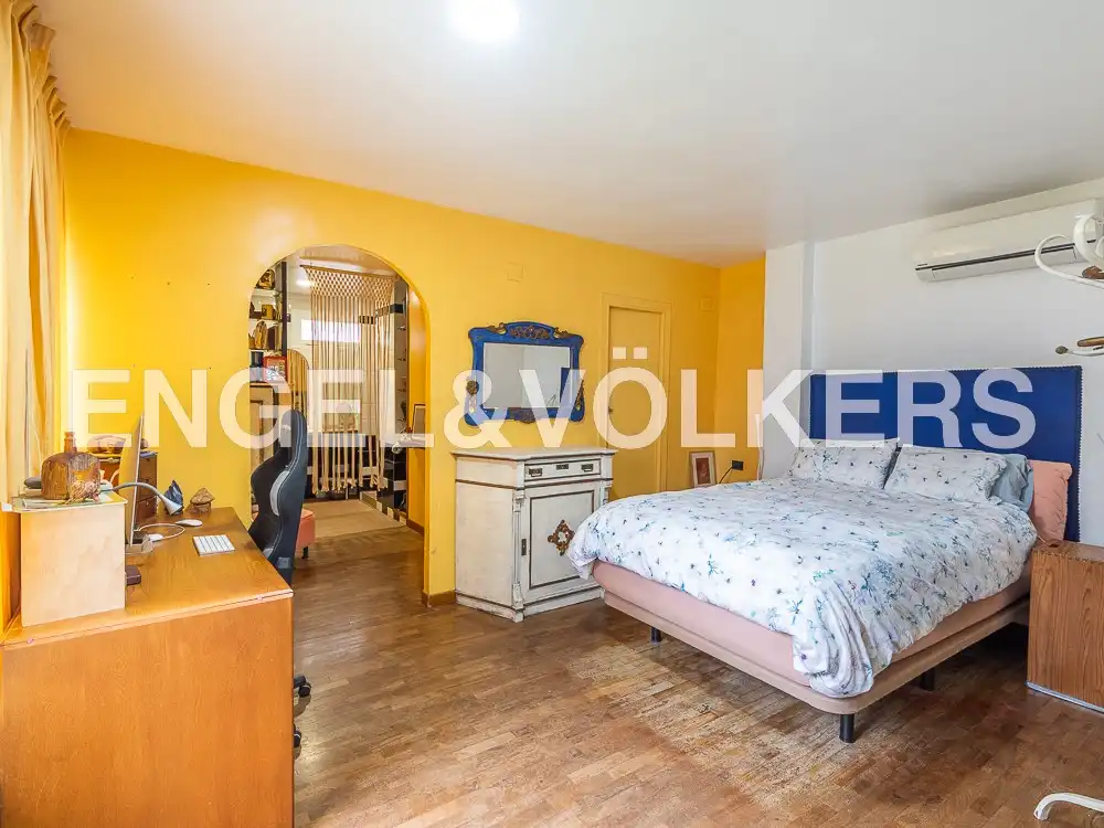 Dormitori de Casa o xalet en venda en Castellón de la Plana / Castelló de la Plana amb Aire condicionat, Calefacció i Jardí privat