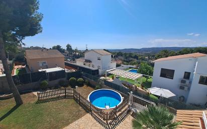 Swimming pool of House or chalet for sale in El Vendrell  with Air Conditioner, Swimming Pool and Balcony