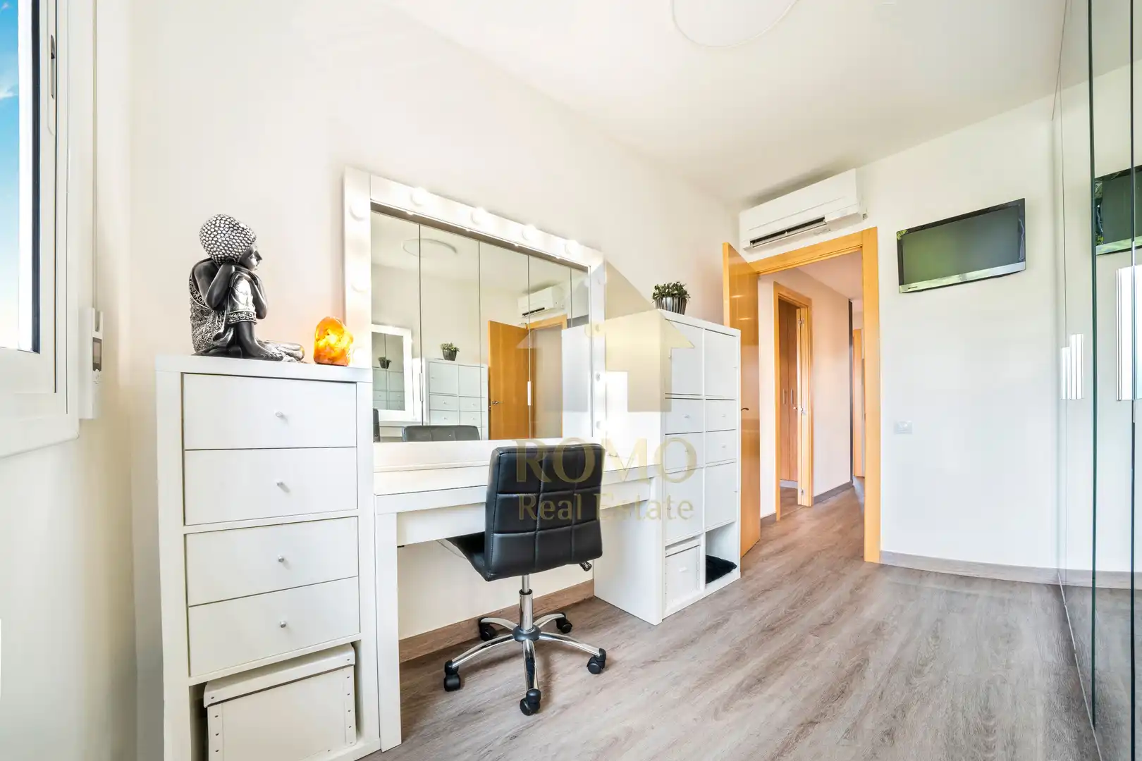 Bedroom of Flat for sale in Santa Perpètua de Mogoda  with Air Conditioner, Heating and Parquet flooring