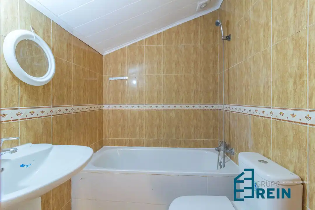 Piso con terraza en venta en Calle Manzanar 8, imagen 27