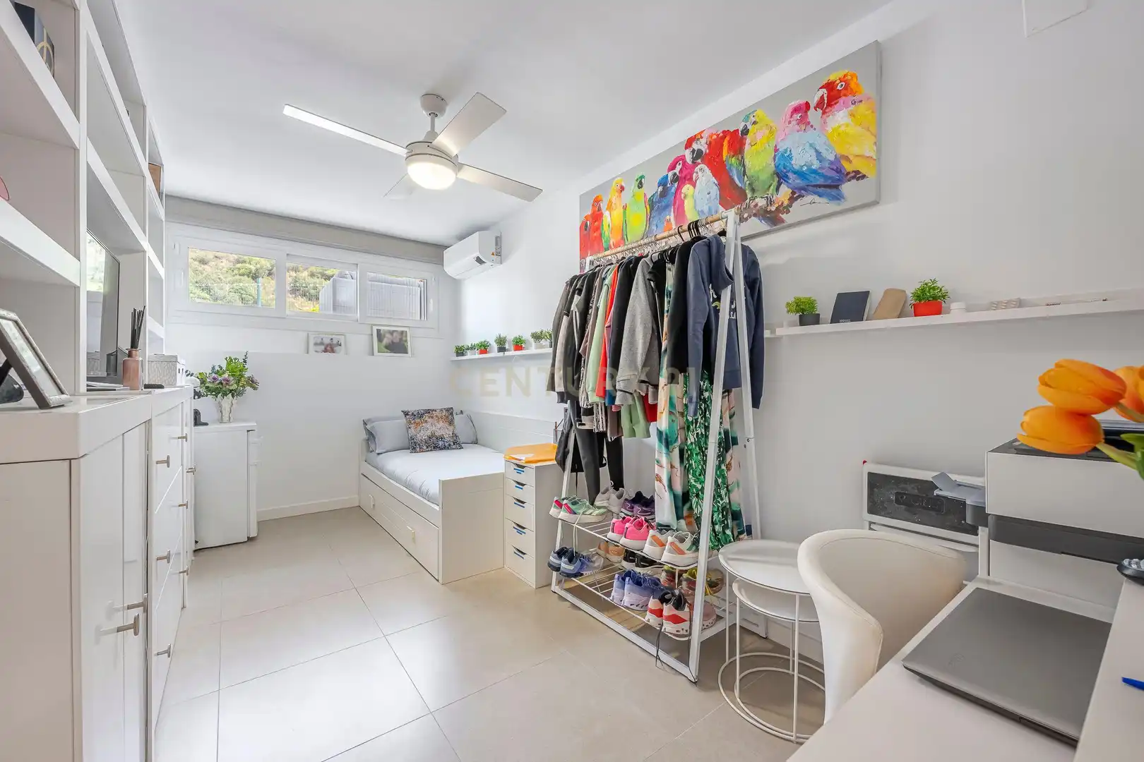 Habitación de Apartamento en venta en Benahavís con Aire acondicionado, Trastero y Lavadora