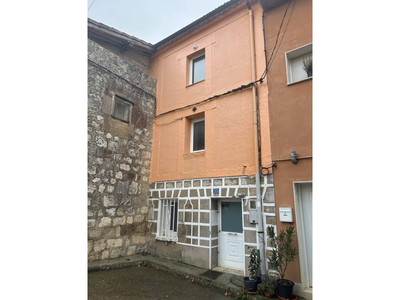 Exterior view of House or chalet for sale in Ibeas de Juarros  with Heating and Parquet flooring