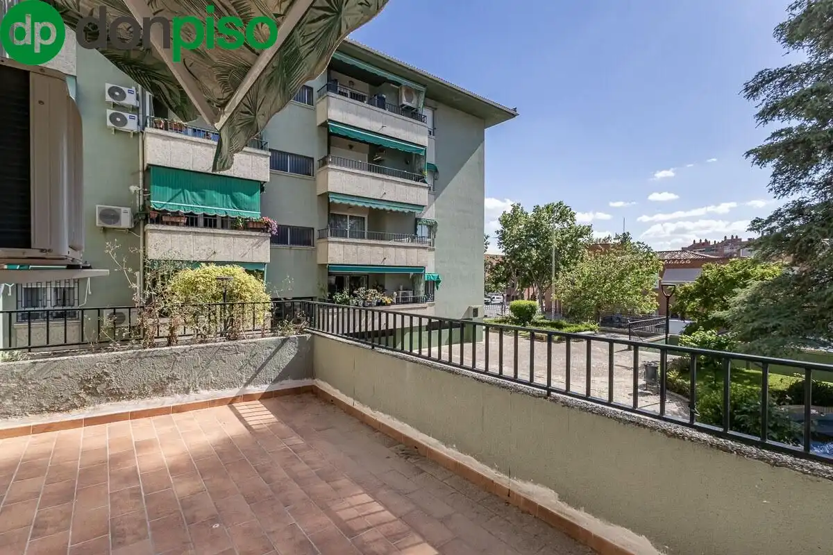 Piso en venta en Calle Bajo de Huétor, 19, Cervantes